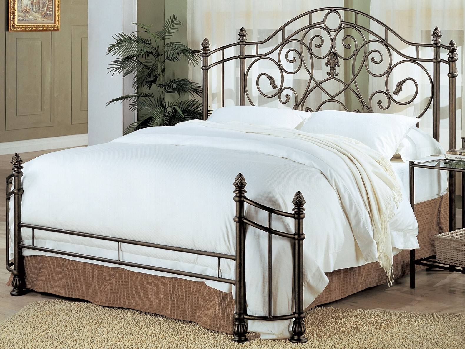 Какая кровать лучше: выбор каркаса и прочного материала