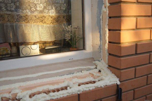 Почему в доме из газобетона потеют окна