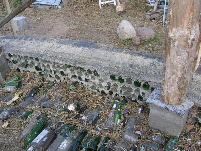 Как сделать подпорную стенку из пластиковых бутылок