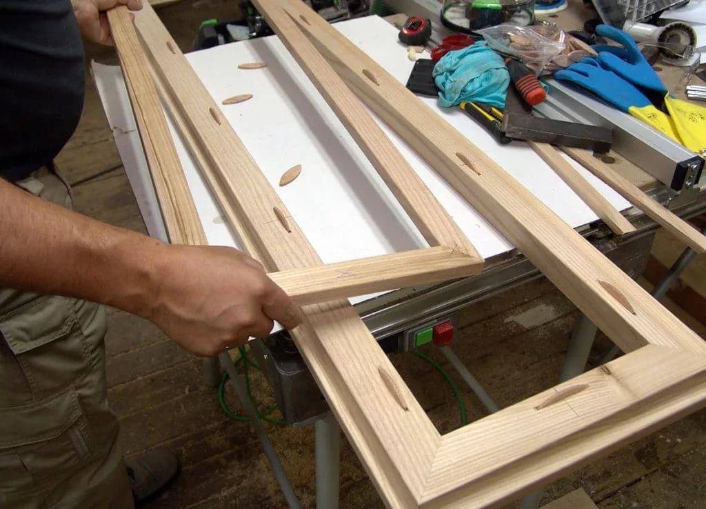 Изготовление деревянных окон: материалы, оборудование для производства .