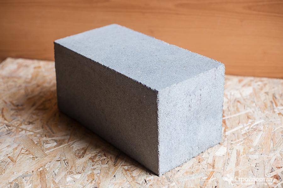 Описание цементно-песчаных блоков с учетом их характеристик