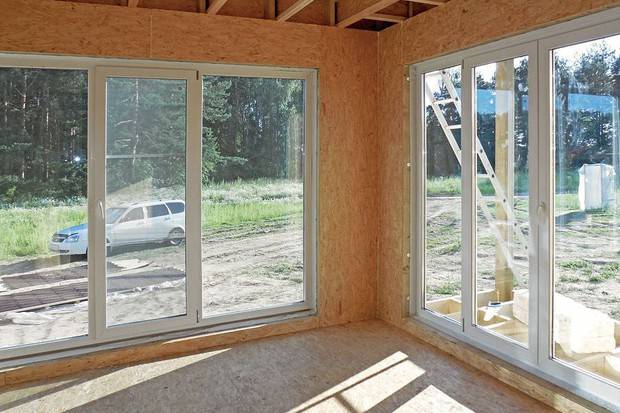 Панорамные окна в частном доме, какие бывают и что надо знать перед приобретением - все о строительстве
