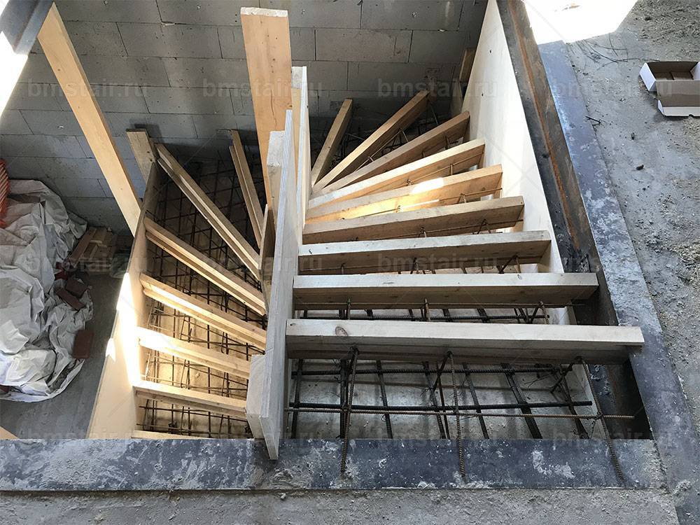 Изготовление и армирование монолитной лестницы и чертежи сооружения | stroimass.com