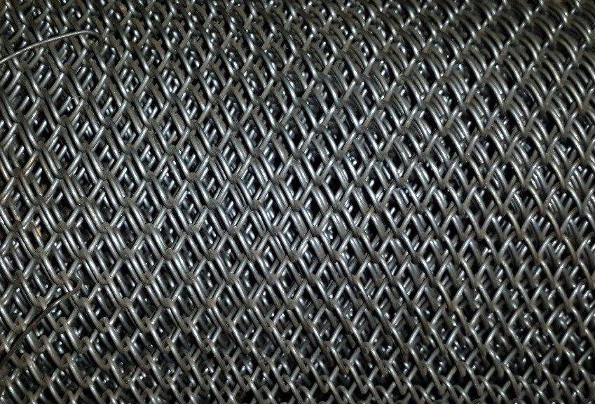 Виды и области применения мелкой металлической сетки