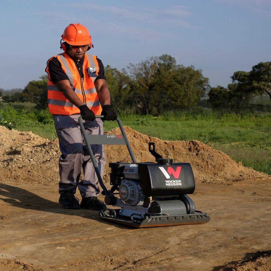 Трамбовка песка для фундамента – необходимый инструмент и особенности работ, выполняемых самостоятельно