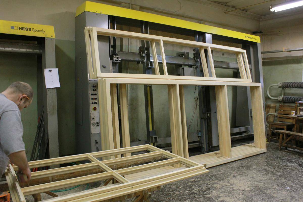 Изготовление деревянных окон: материалы, оборудование для производства .