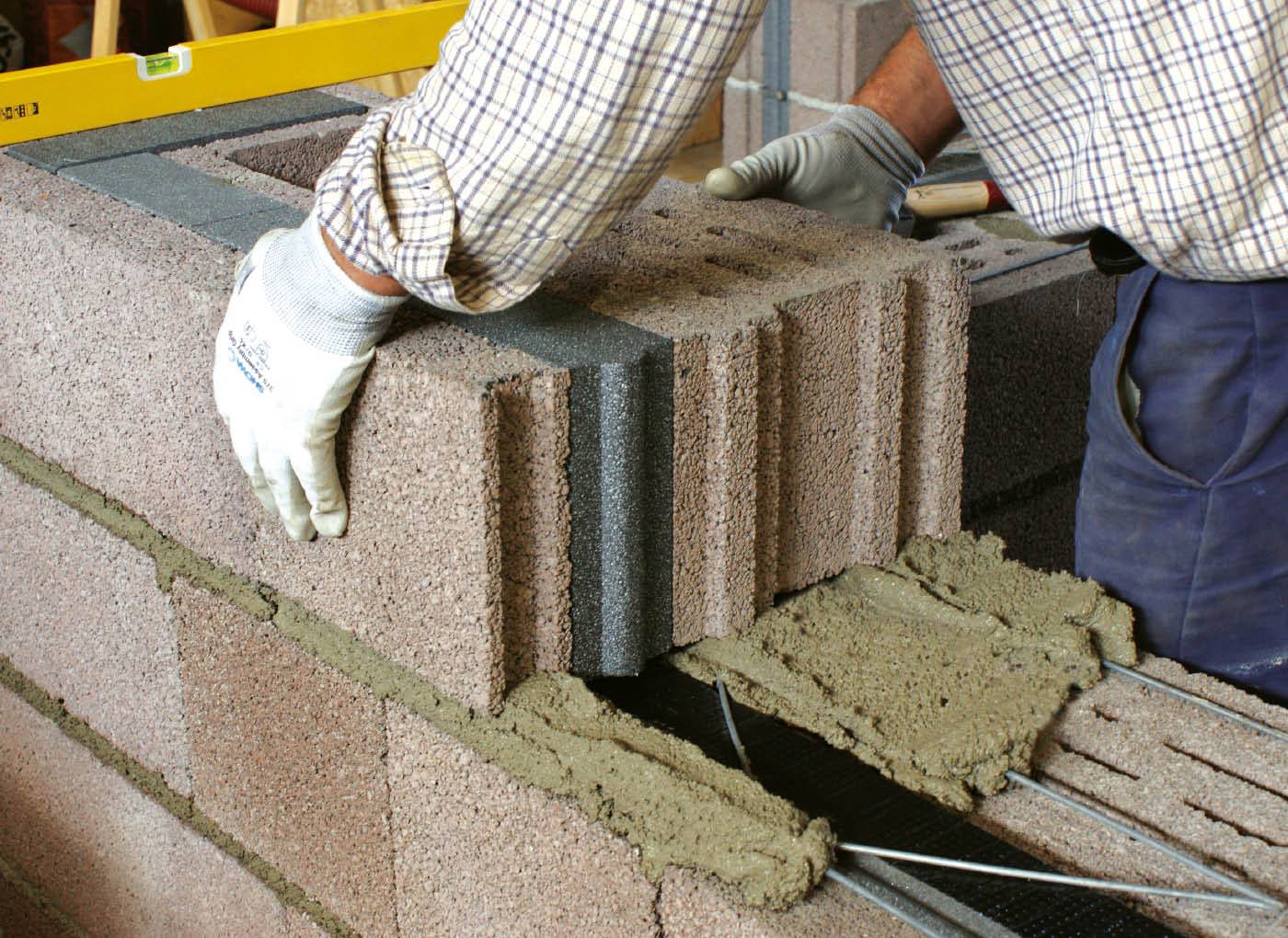 Кладка стен из керамзитобетонных блоков: инструкции и советы
кладка стен из керамзитобетонных блоков: инструкции и советы |