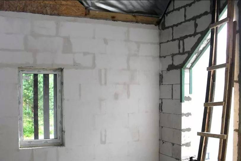 Способы отделки стен дома и квартиры из пеноблока внутри